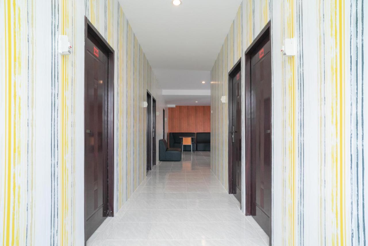 Reddoorz Plus Near Itc Cempaka Mas 2 จาการ์ตา ภายนอก รูปภาพ