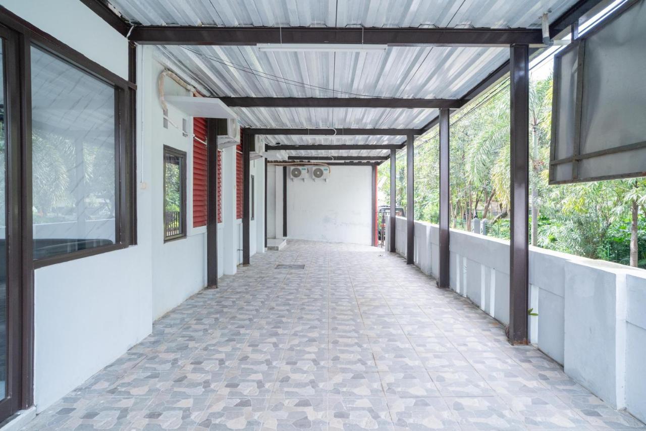 Reddoorz Plus Near Itc Cempaka Mas 2 จาการ์ตา ภายนอก รูปภาพ