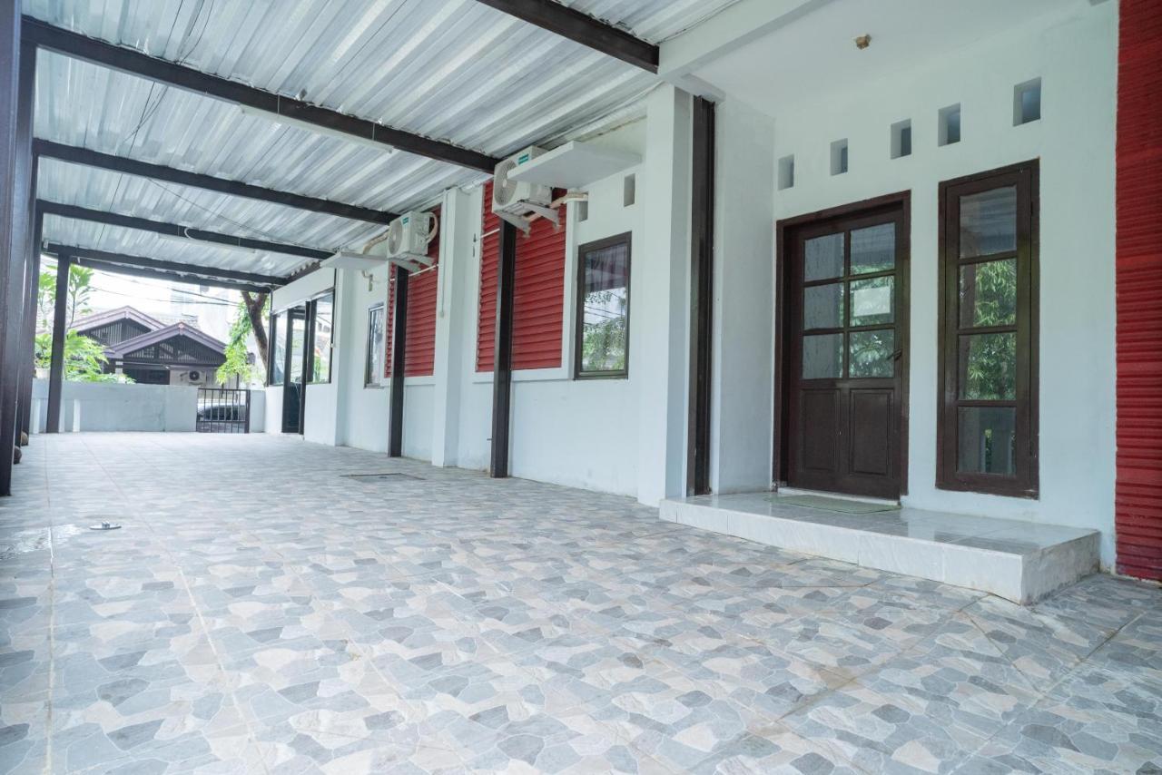 Reddoorz Plus Near Itc Cempaka Mas 2 จาการ์ตา ภายนอก รูปภาพ